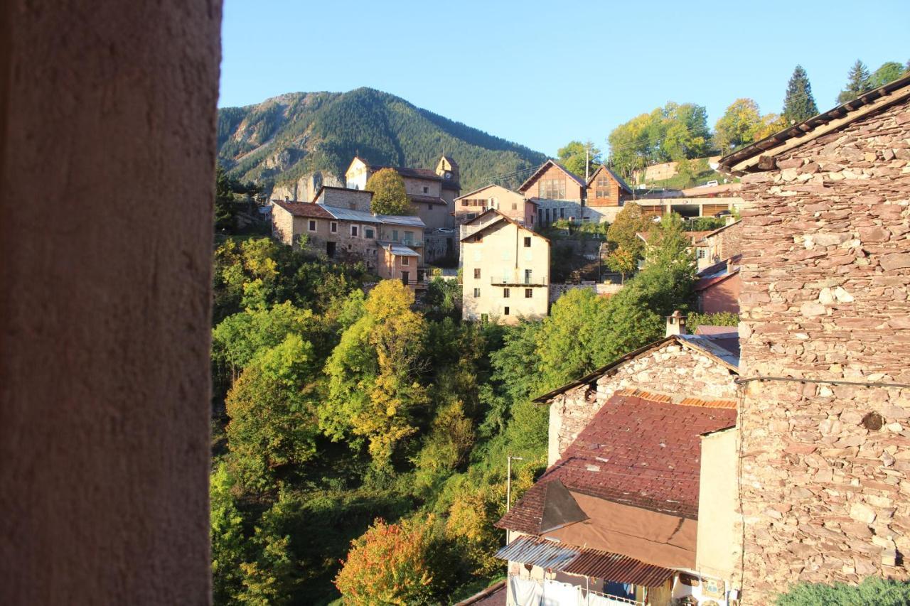 Auberge Lo Robur Roure Exterior photo